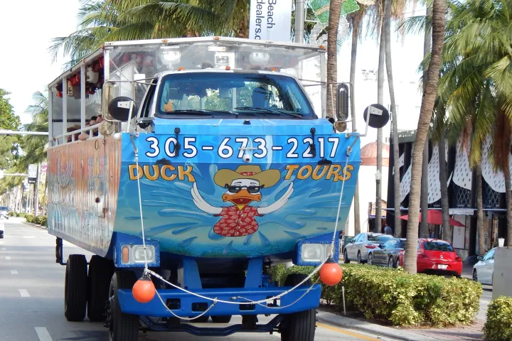duck tours south beach boat on washington ave